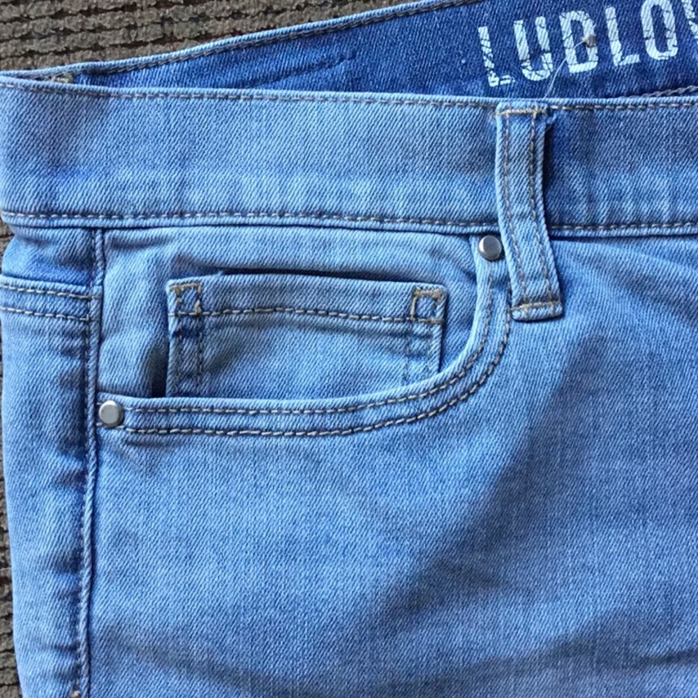 DKNY Light Blue Capri Denim Jeans - Picture 4 of 10